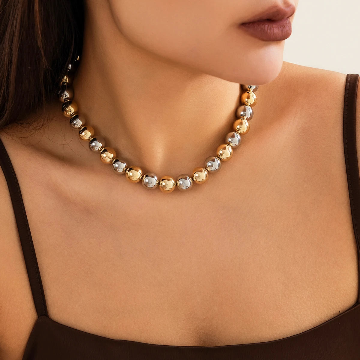 Lucia Gole – Big CCB Beaded Chain Necklace with Heart Pendant