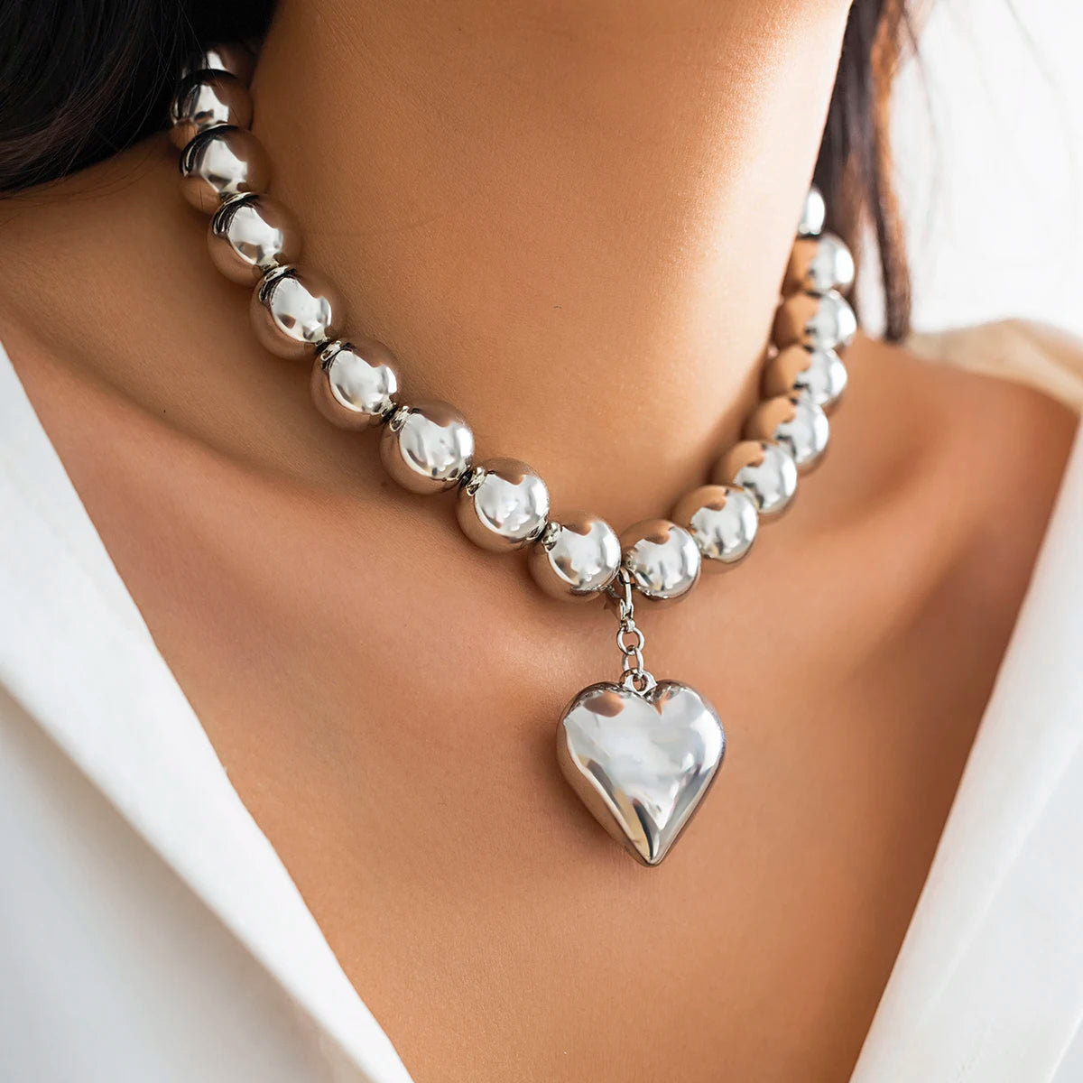Lucia Gole – Big CCB Beaded Chain Necklace with Heart Pendant