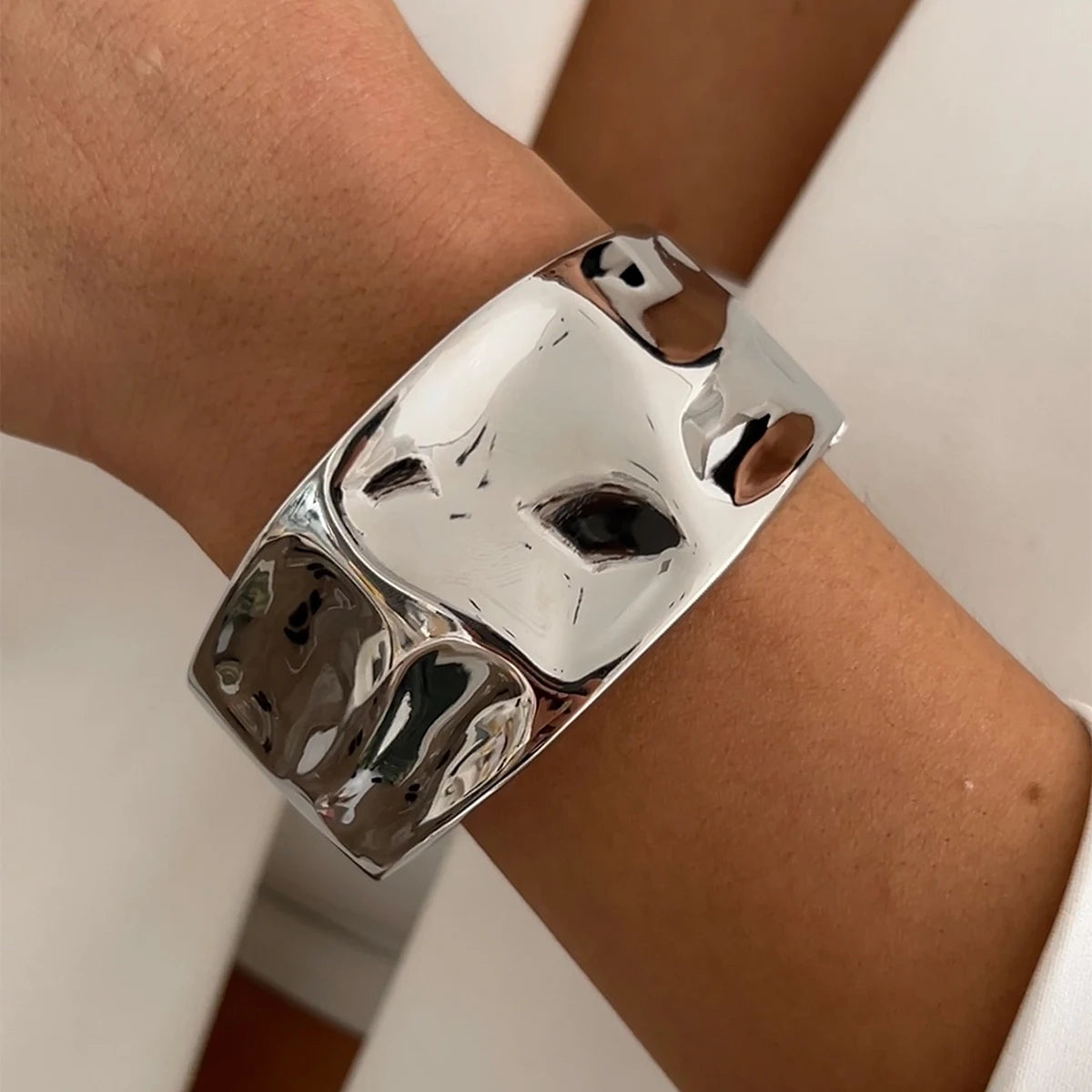 Lucia Gole – Geometric Wide Cuff Bracelet