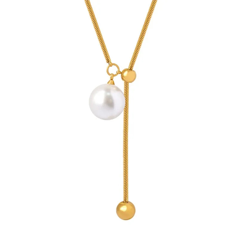 Lucia Gole - Pearl Lariat Necklace