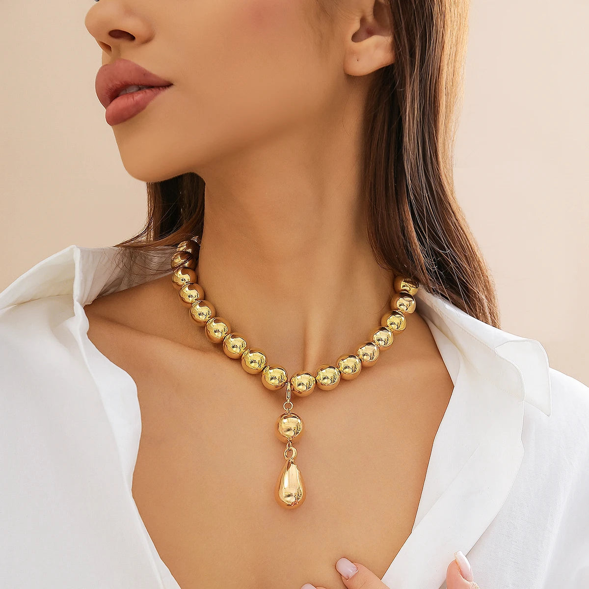 Lucia Gole – Big CCB Beaded Chain Necklace with Heart Pendant