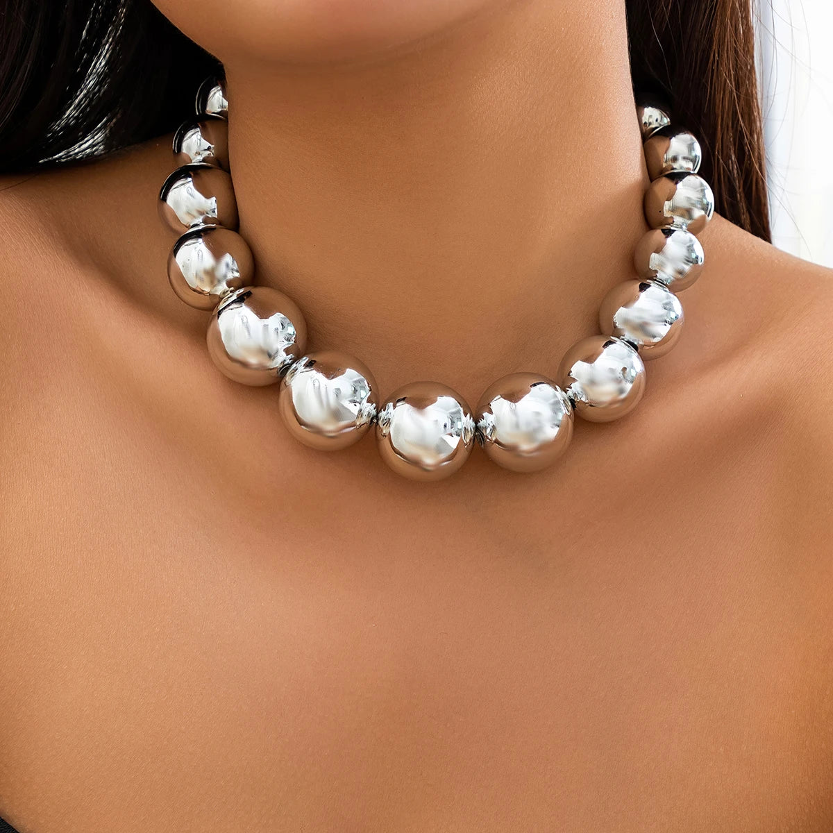 Lucia Gole – Big CCB Beaded Chain Necklace with Heart Pendant