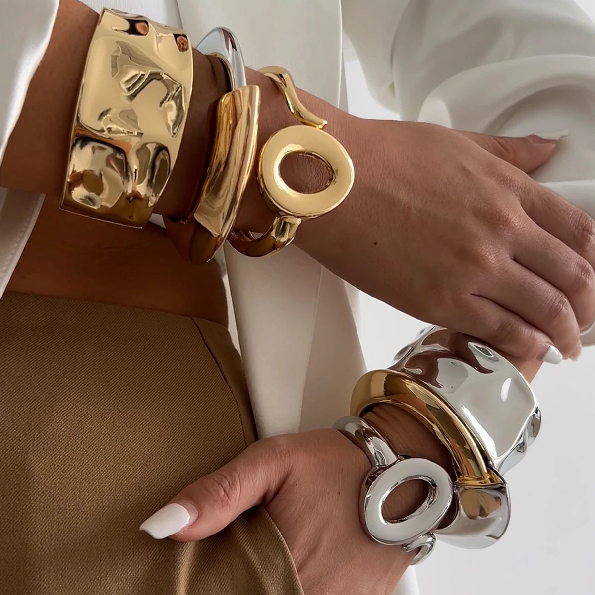 Lucia Gole – Geometric Wide Cuff Bracelet