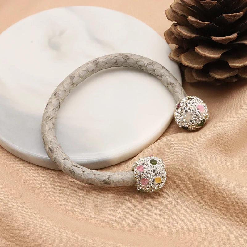 Lucia Gole – Freshwater Baroque Pearl Bracelets