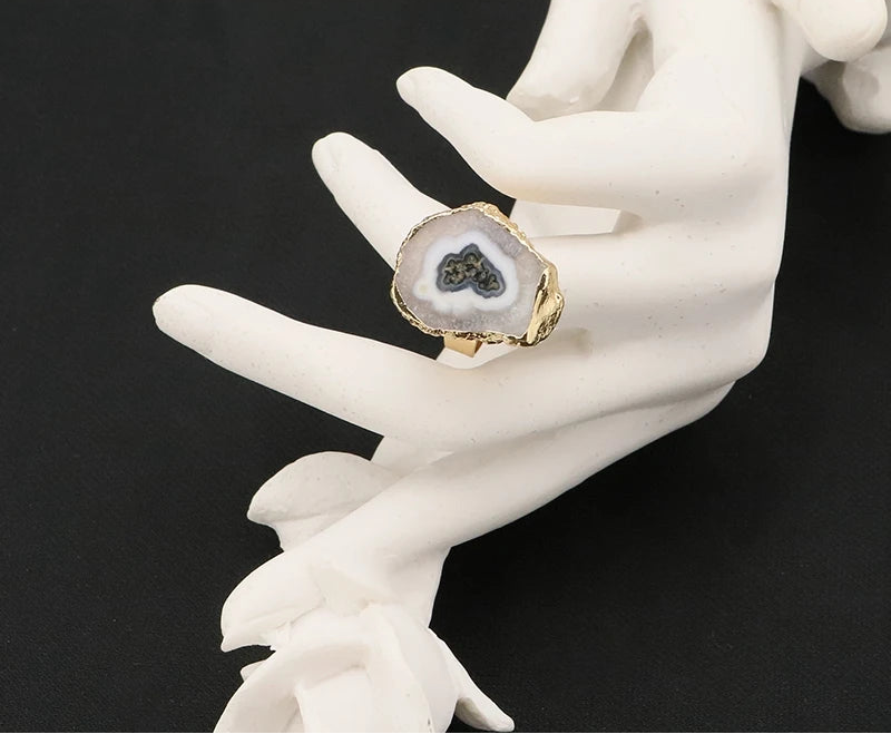 Lucia Gole – Crystal Ring