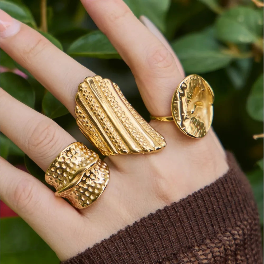 Lucia Gole - Statement Rings