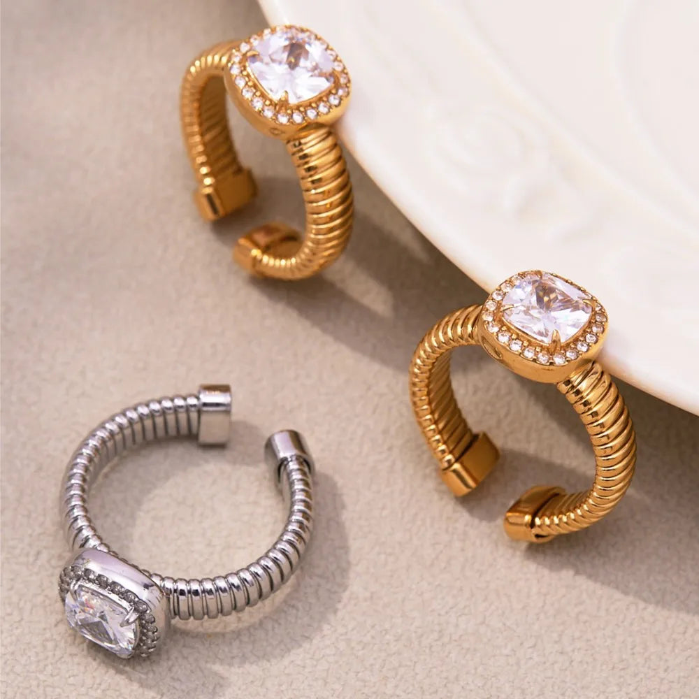 Lucia Gole -  Open Ring