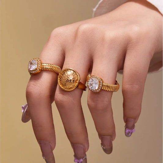 Lucia Gole -  Open Ring