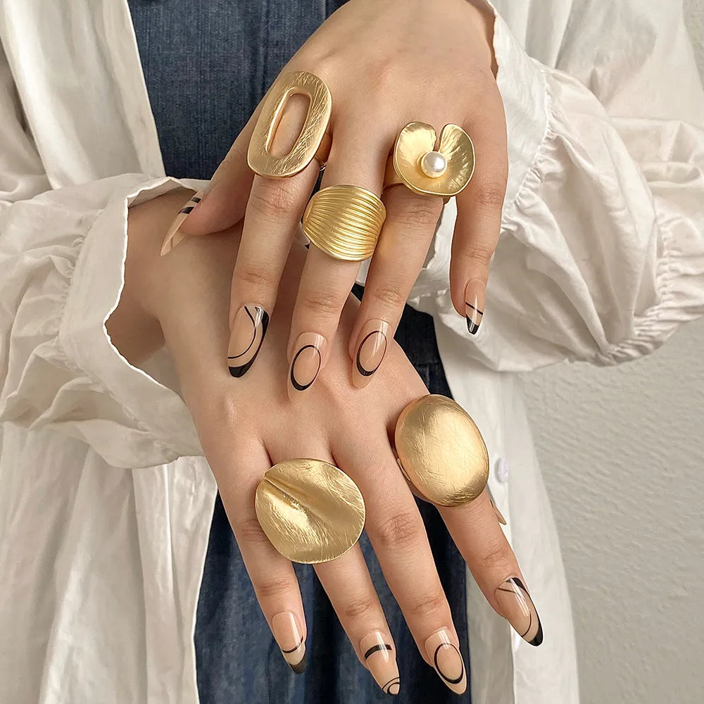 Lucia Gole: Irregular Chunky Geometric Ring - Lucia Gole