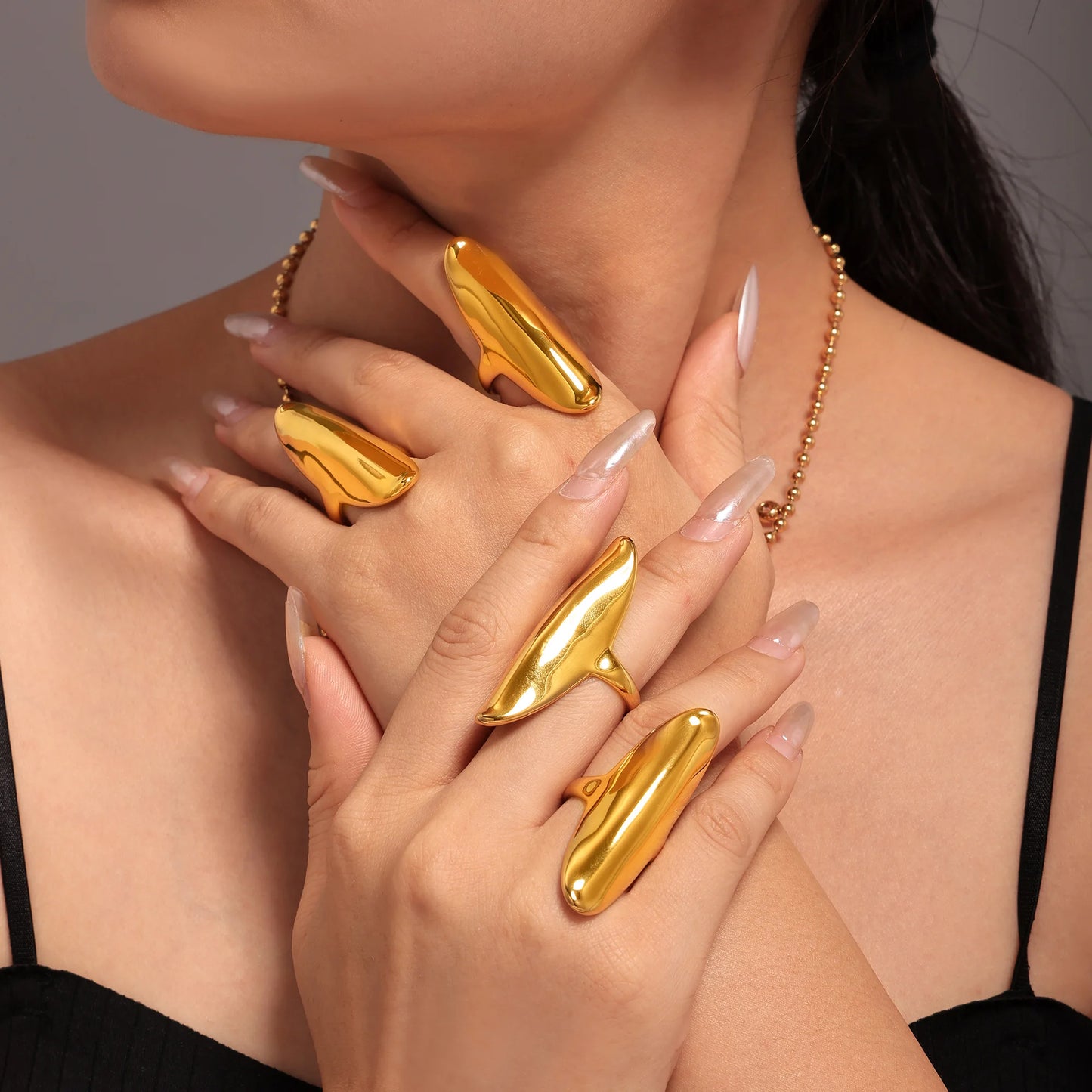 Lucia Gole - Sculptural Rings
