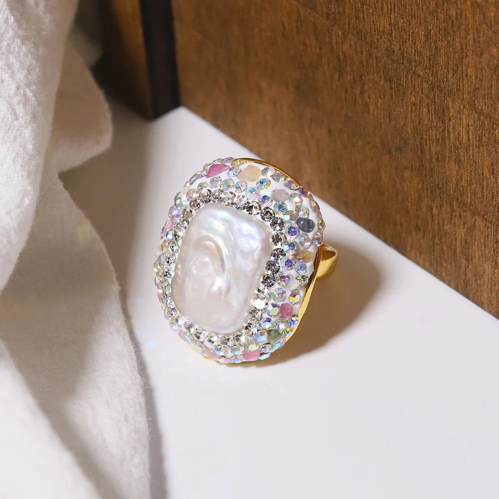 Lucia Gole – Irregular Pearl Statement Ring