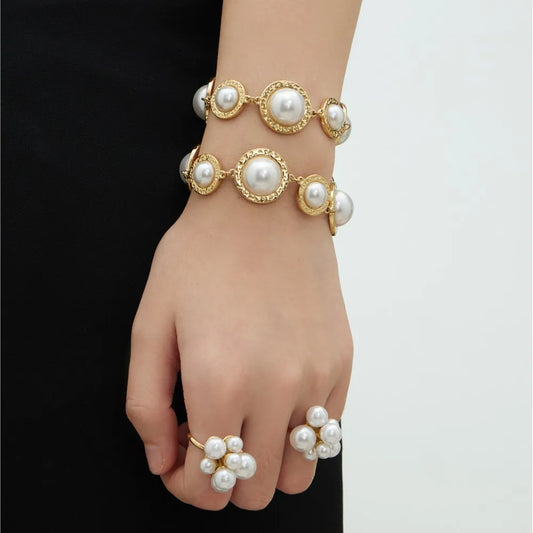 Lucia Gole - Pearl Bracelet & Ring
