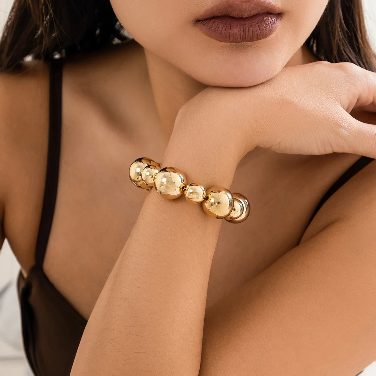 Lucia Gole – Big CCB Beaded Chain Necklace with Heart Pendant