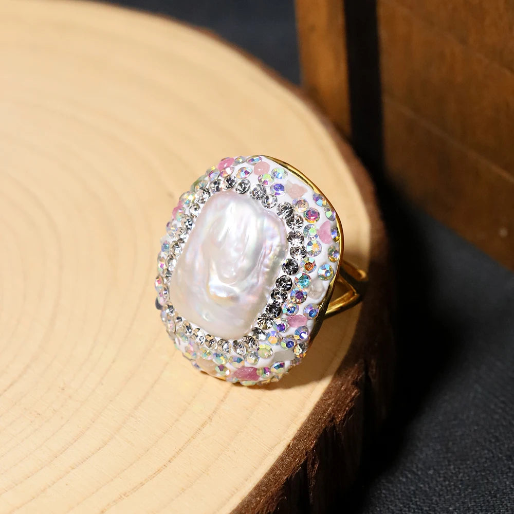 Lucia Gole – Irregular Pearl Statement Ring