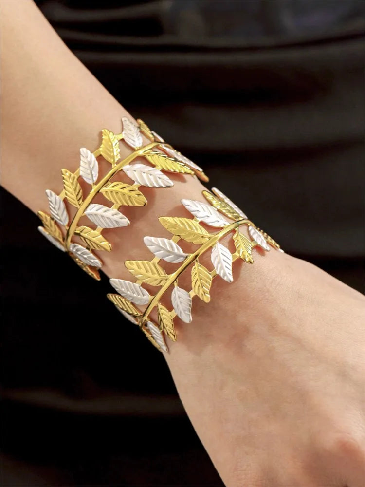 Lucia Gole - Two-tone Leaf Shape Bracelet