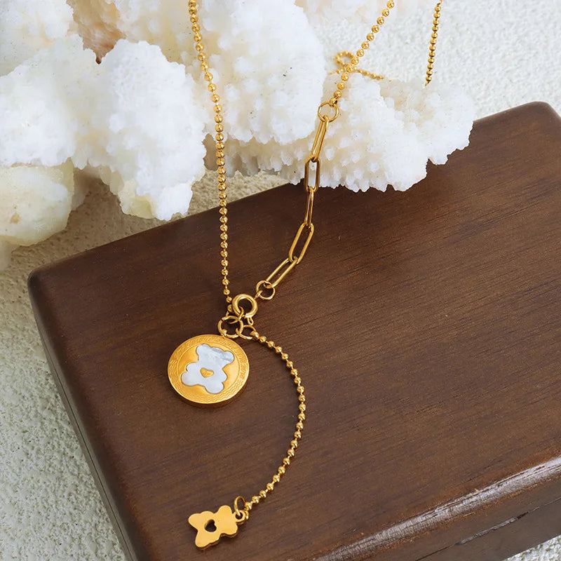 Lucia Gole - Cute Bear Necklace