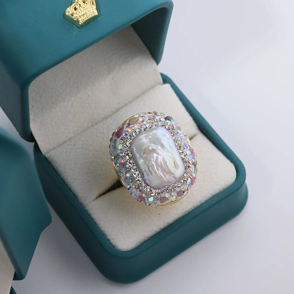 Lucia Gole – Irregular Pearl Statement Ring