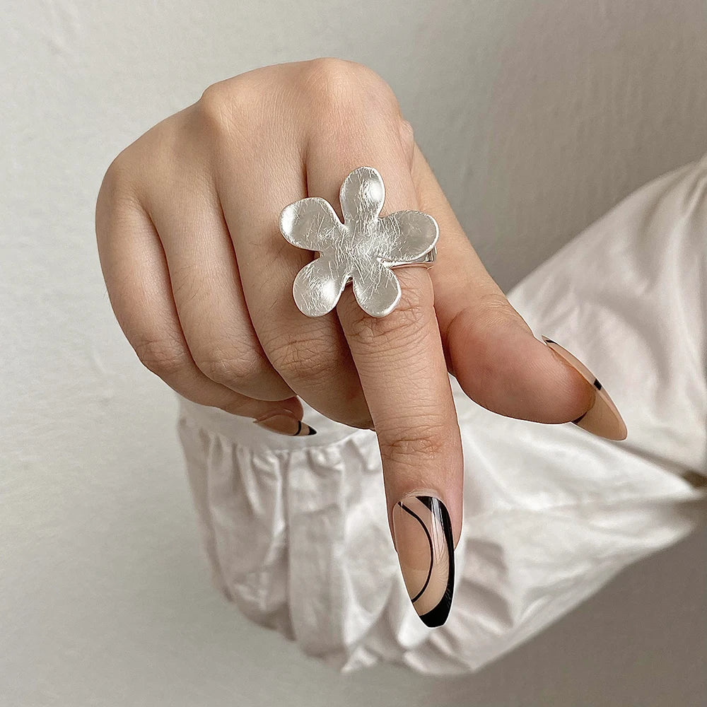 Lucia Gole: Irregular Chunky Geometric Ring - Lucia Gole