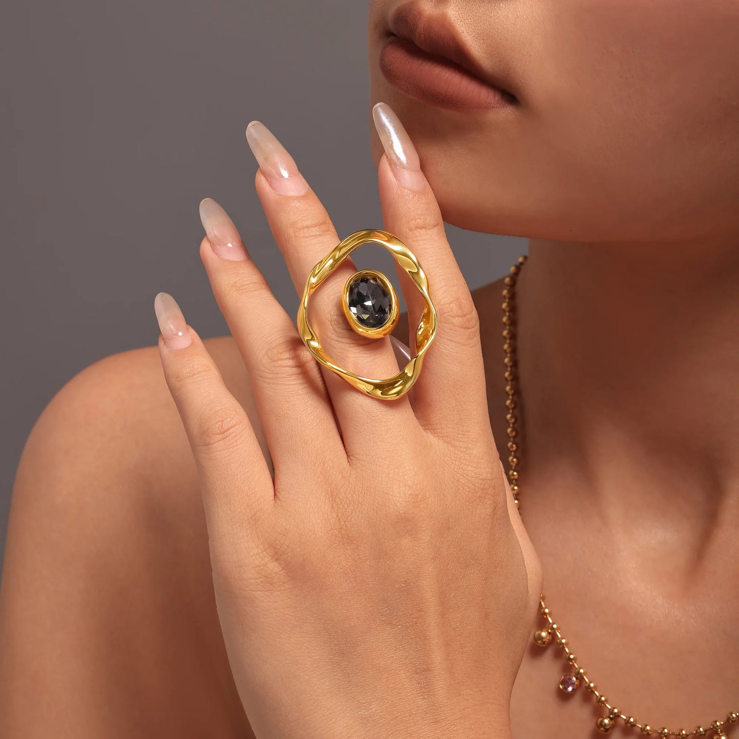 Lucia Gole – Irregular Twist Geometric Ring