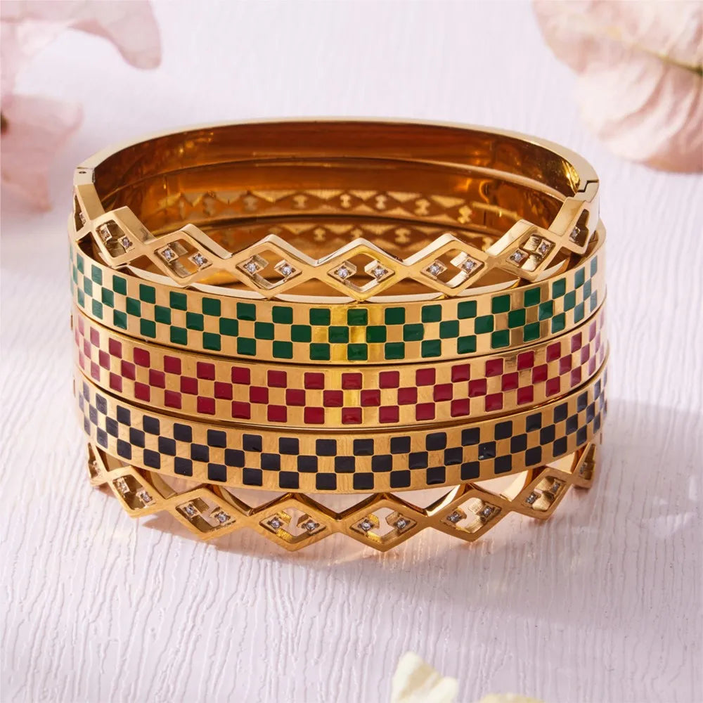 Lucia Gole - Geometric Gold Bangles