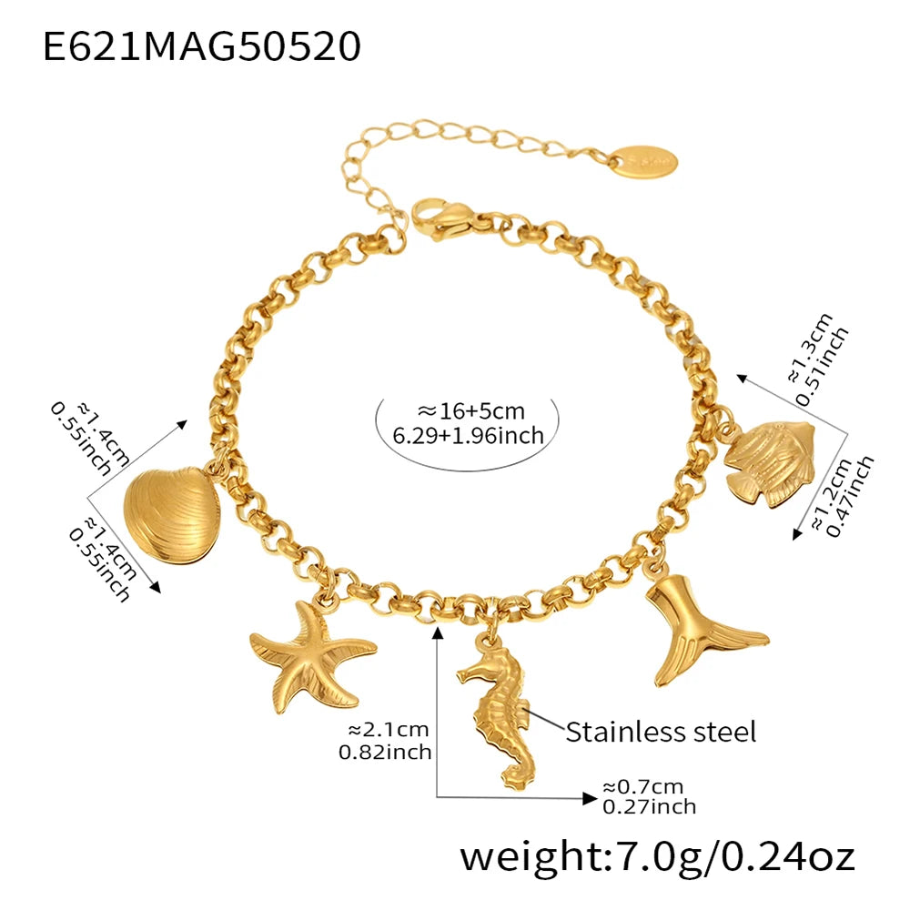 Lucia Gole - Shell bracelets