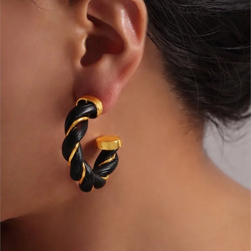 Lucia Gole - Twist Hoop Earrings