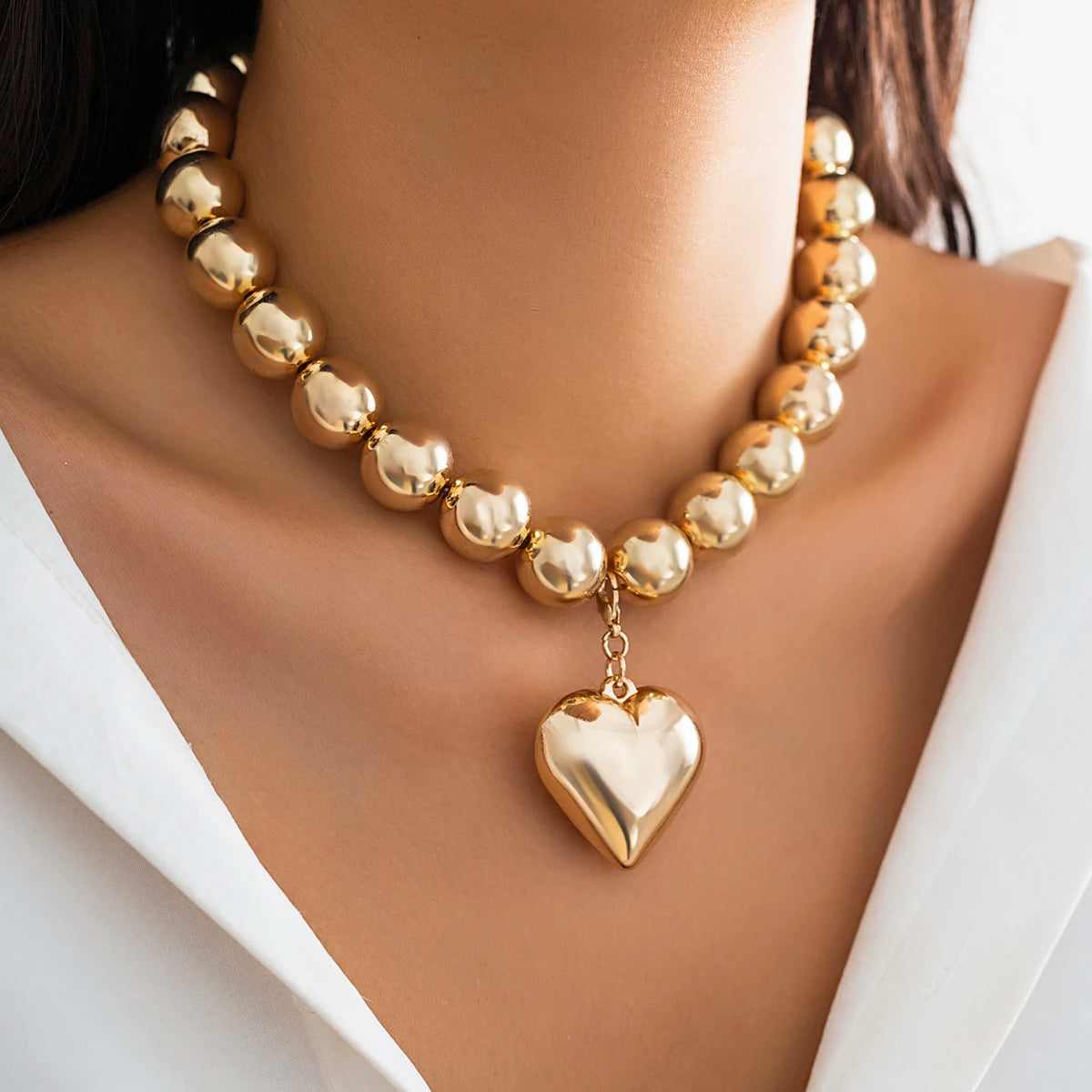 Lucia Gole – Big CCB Beaded Chain Necklace with Heart Pendant