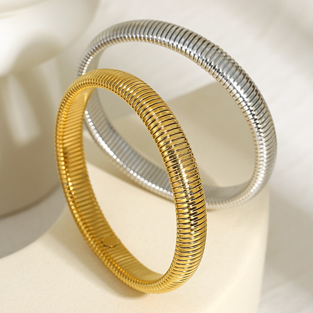 Lucia Gole Simple Stripe Opening Bracelet - Lucia Gole