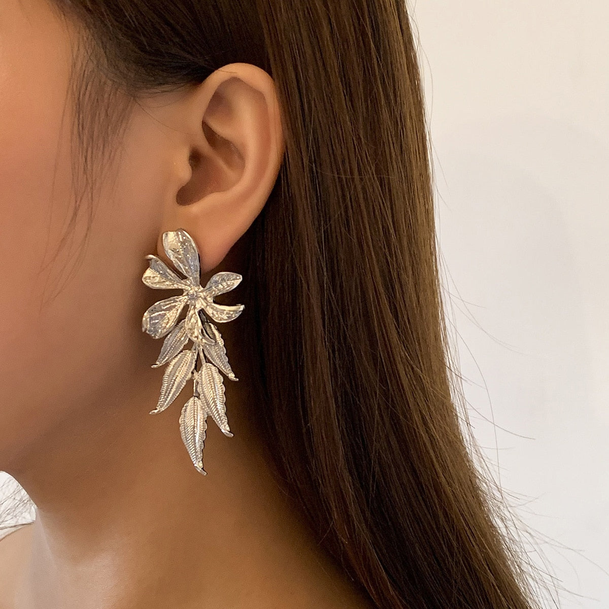 Lucia Gole Delicate Flowers Long Earrings - Lucia Gole